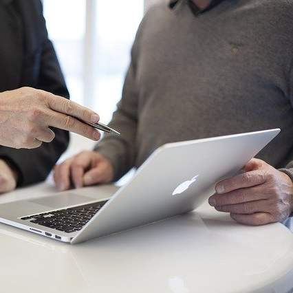 Stellenanzeige IT Trainer östlich von München